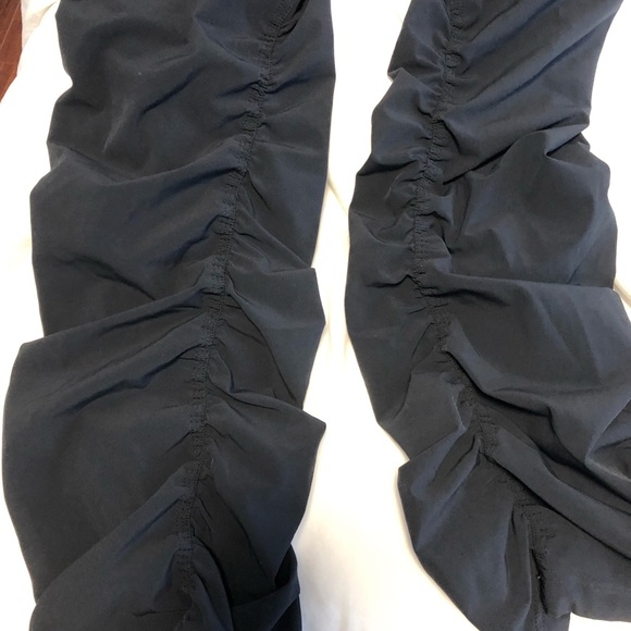 Under armour athletic pants - Picture 3 of 4